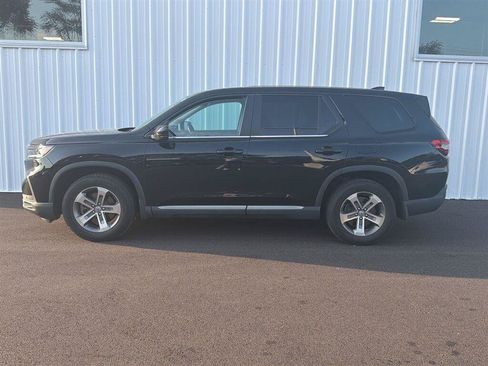 Used 2023 Honda Pilot EX-L image 3
