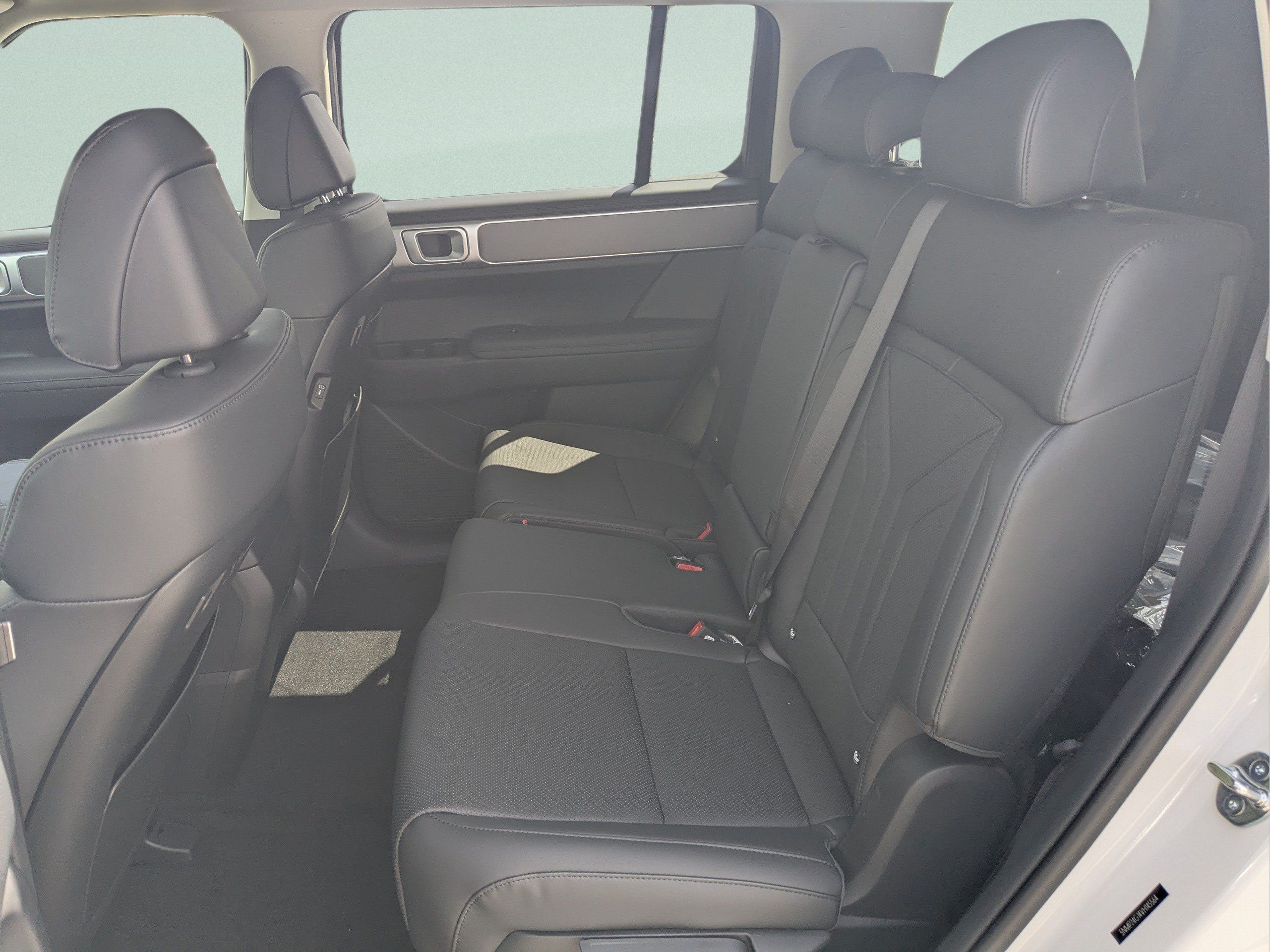 New 2027 Hyundai Santa Fe SEL FWD image 17