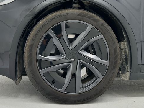 Used 2026 Tesla Model X AWD/4WD image 9