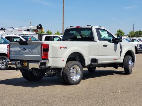 New 2026 Ford F450 XLT w/ 360-Degree Camera Package AWD/4WD image 4