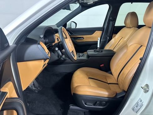 Used 2024 MAZDA CX-90 3.3 Turbo S w/ Premium Plus image 11