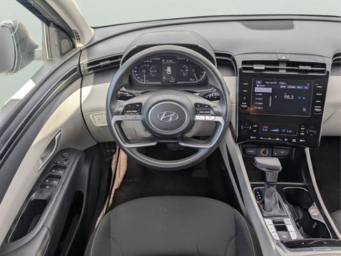Used 2024 Hyundai Tucson SEL FWD image 17