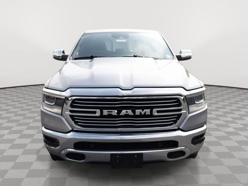 Used 2023 RAM 1500 Laramie AWD/4WD image 2