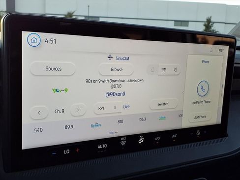 New 2025 Ford Maverick XL image 9