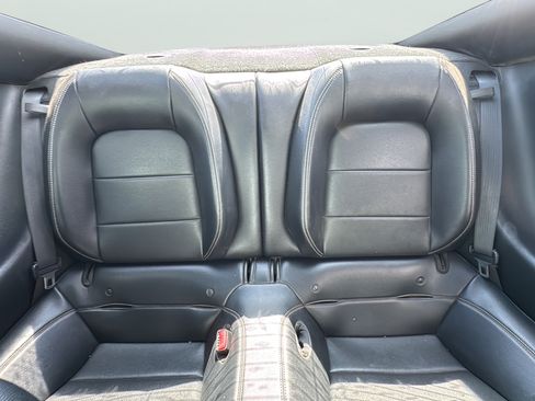 Used 2015 Ford Mustang GT Premium RWD image 33