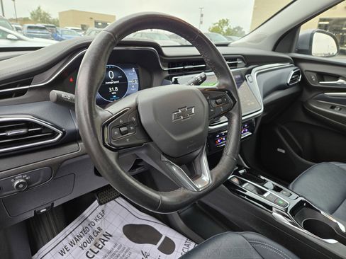 Used 2022 Chevrolet Bolt EUV Premier w/ Sun & Sound Package image 15