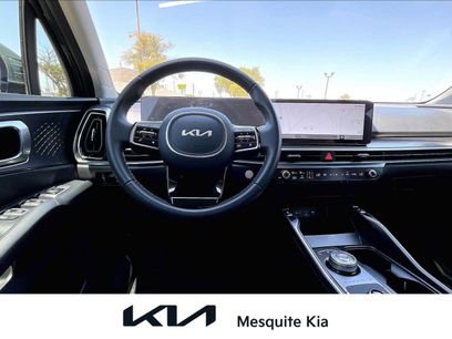 Certified 2025 Kia Sorento EX