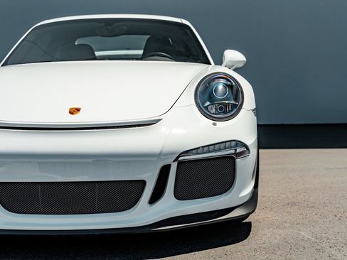 Used 2014 Porsche 911 GT3 RWD image 12