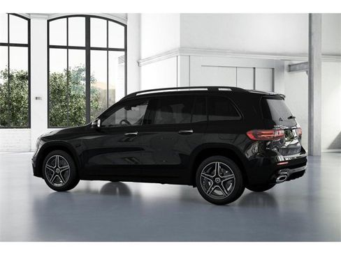 New 2026 Mercedes-Benz GLB 250 4MATIC image 31