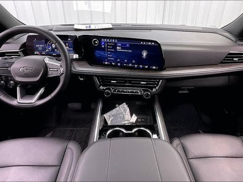 Certified 2026 Chevrolet Tahoe Z71 w/ Comfort Package AWD/4WD image 15