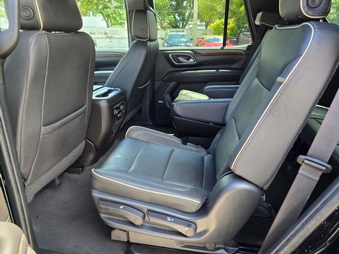 Used 2023 Chevrolet Tahoe Premier RWD image 31