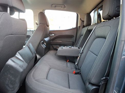 Used 2019 Chevrolet Colorado LT w/ LT Convenience Package image 10