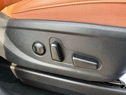 Used 2024 Kia Telluride EX X-Line image 30