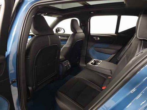 Certified 2023 Volvo XC40 Recharge Ultimate w/ Protection Package Premier image 37