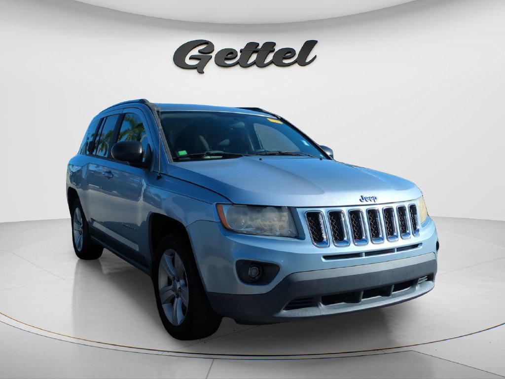 Used 2013 Jeep Compass Latitude FWD image 13