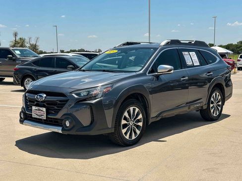 Used 2024 Subaru Outback Touring AWD/4WD image 7