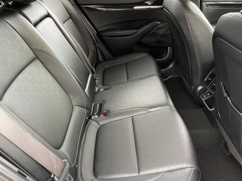 Certified 2024 Kia Seltos EX FWD image 12