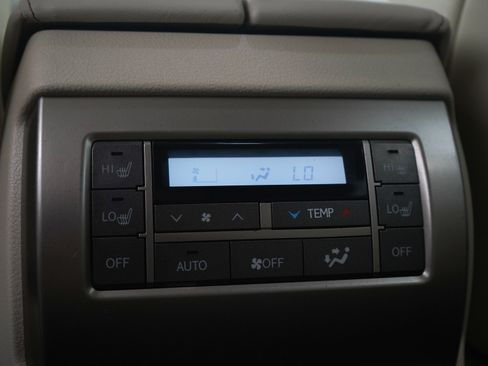 Used 2014 Lexus GX 460 w/ Premium Package AWD/4WD image 14