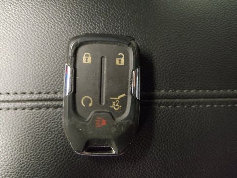 Used 2020 GMC Terrain SLE w/ Driver Convenience Package FWD image 32