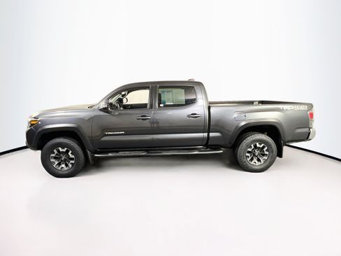 Used 2021 Toyota Tacoma TRD Off-Road AWD/4WD image 8