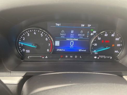 Used 2023 Ford Explorer XLT w/ Equipment Group 202A AWD/4WD image 11