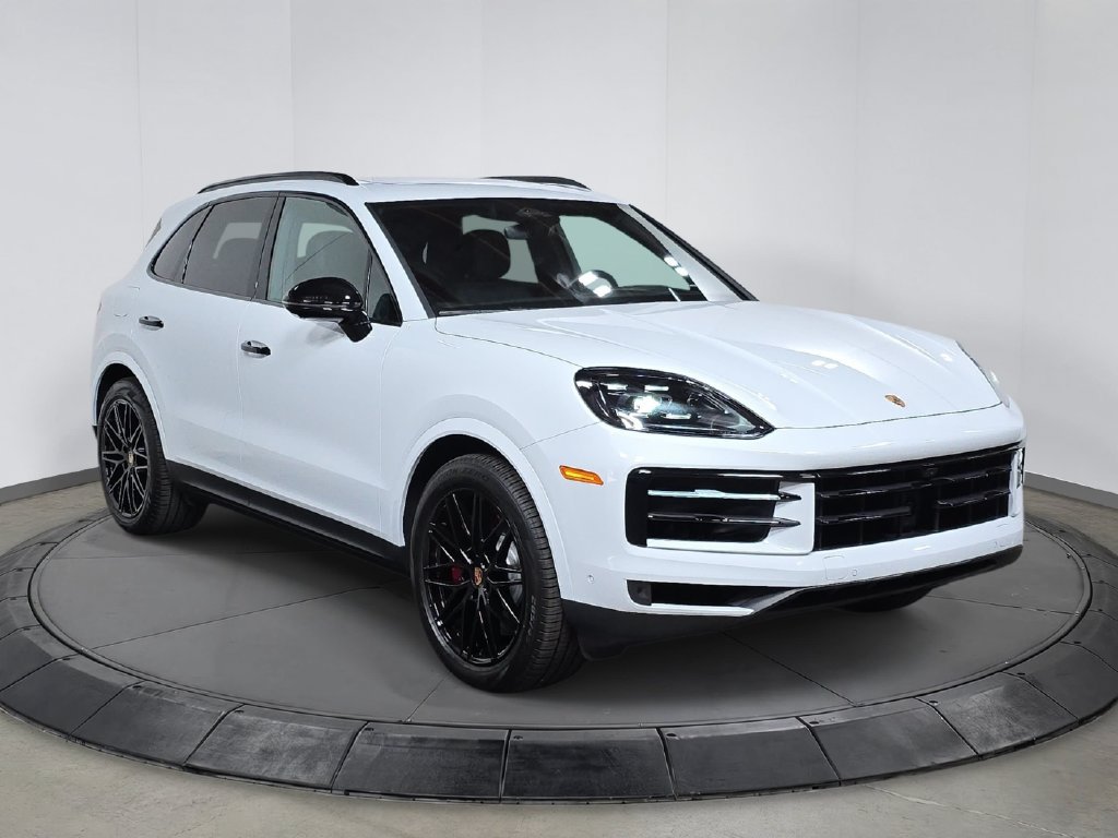 Certified 2026 Porsche Cayenne S AWD/4WD image 9