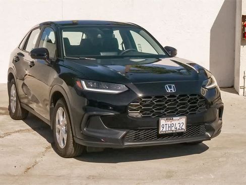 Used 2025 Honda HR-V LX image 3
