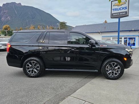 Used 2023 Chevrolet Tahoe Z71 w/ Z71 Off-Road Package AWD/4WD image 4