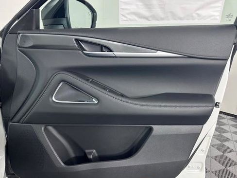 Certified 2025 INFINITI QX60 Luxe w/ Vision Package image 29