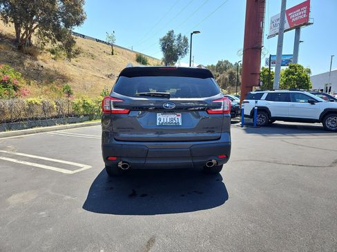 Used 2023 Subaru Ascent Onyx Edition AWD/4WD image 6