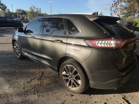 Used 2017 Ford Edge Titanium w/ Equipment Group 301A image 8