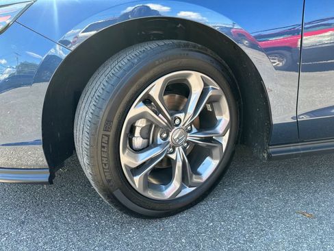 Used 2024 Honda Accord EX image 7
