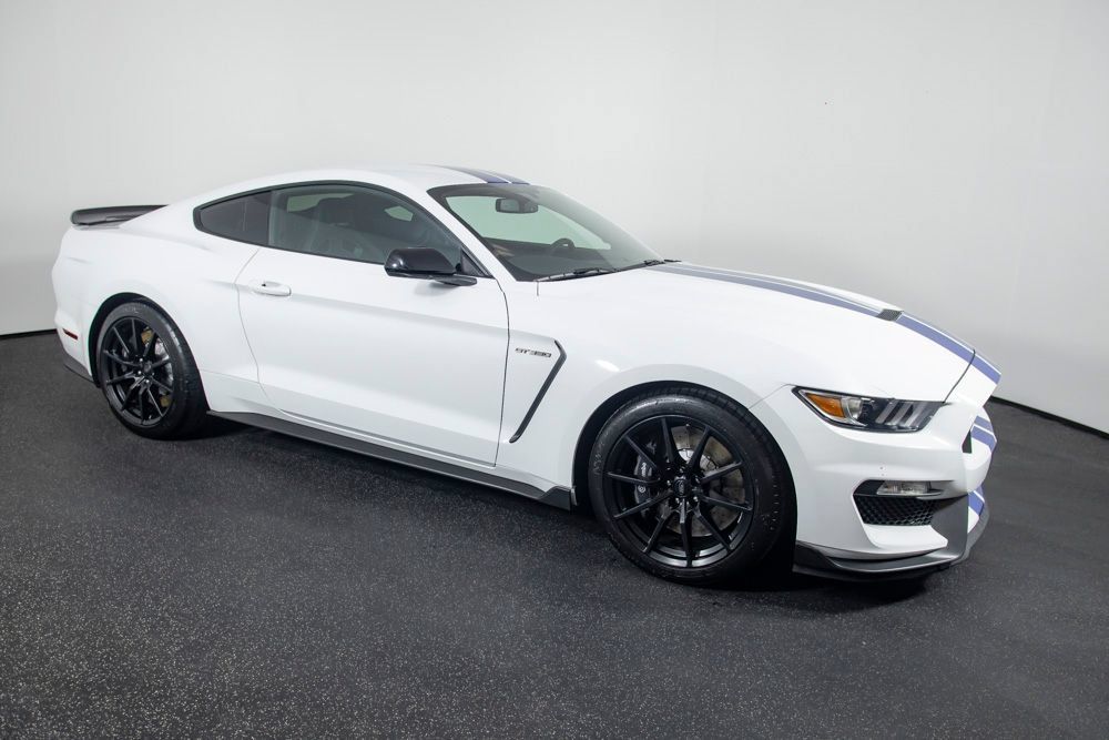 Used 2018 Ford Mustang Shelby GT350 RWD image 10