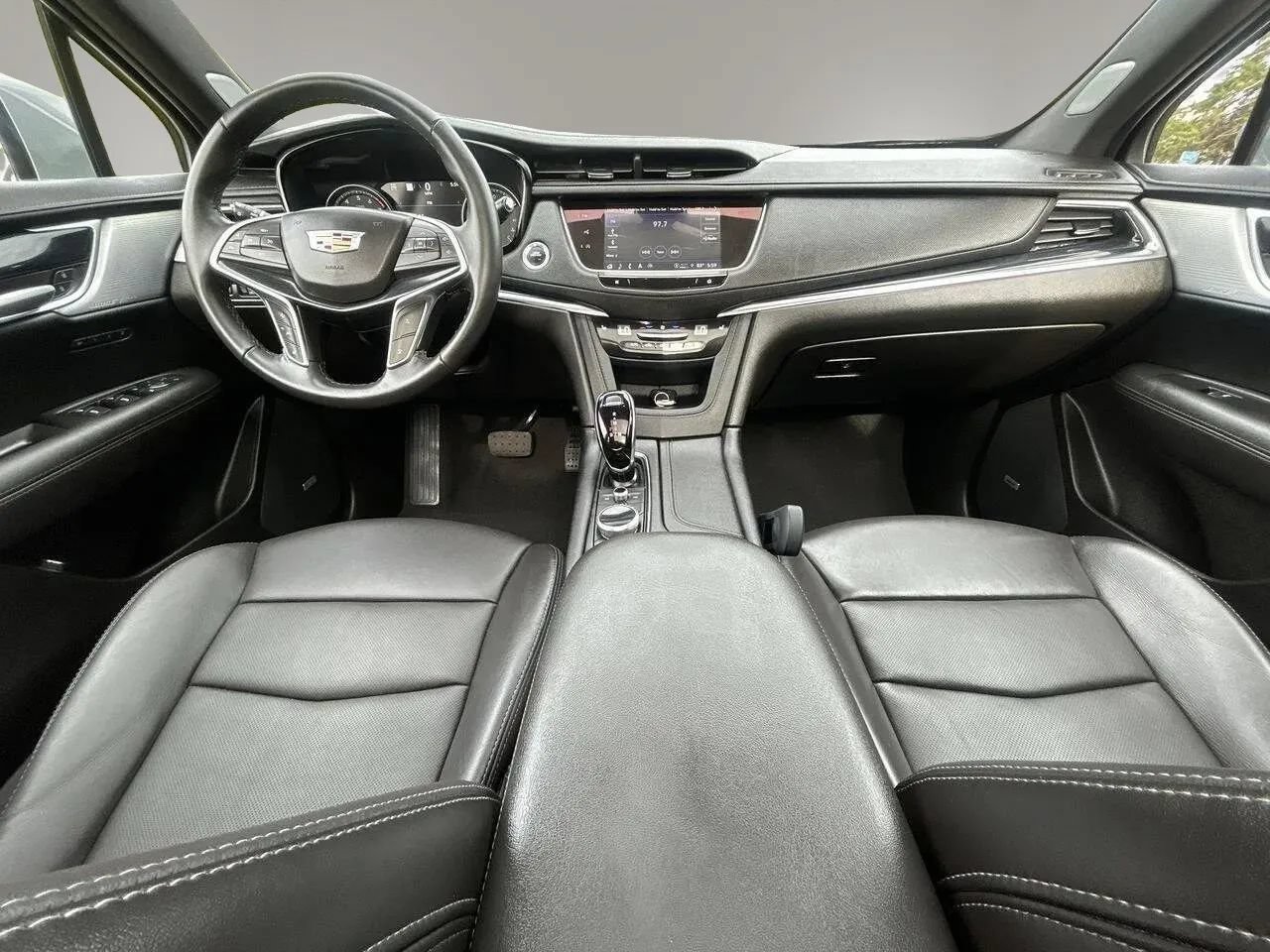 Used 2024 Cadillac XT5 Premium Luxury w/ Technology Package AWD/4WD image 20