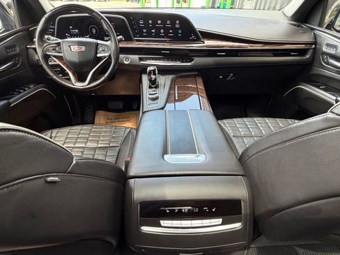 Used 2021 Cadillac Escalade ESV Sport Platinum AWD/4WD image 14