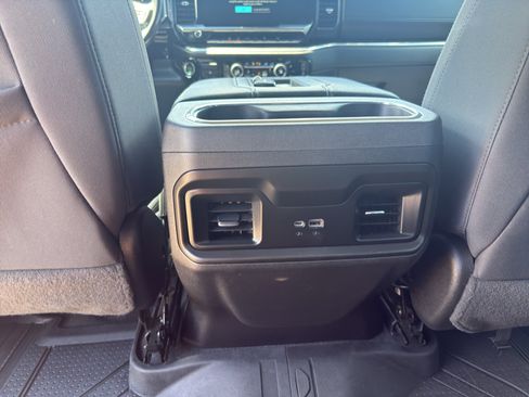 Used 2022 Chevrolet Silverado 1500 RST w/ Z71 Off-Road Package AWD/4WD image 13