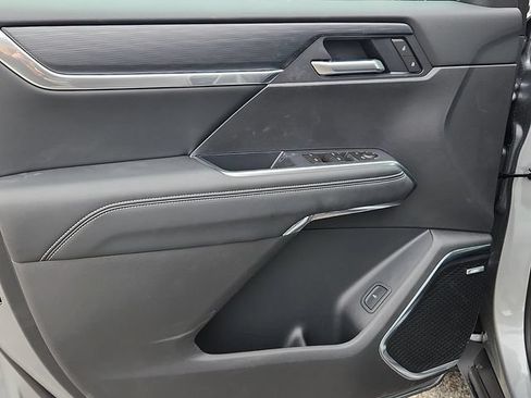 New 2026 GMC Acadia Elevation w/ Elevation Premium Package FWD image 9