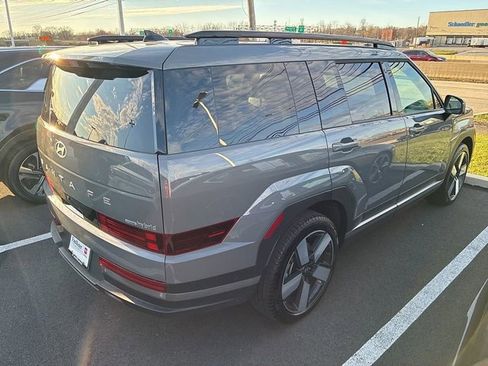 Used 2024 Hyundai Santa Fe Limited image 11