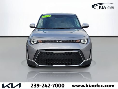 Certified 2024 Kia Soul LX FWD image 2