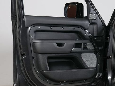 Used 2024 Land Rover Defender 130 X AWD/4WD image 26