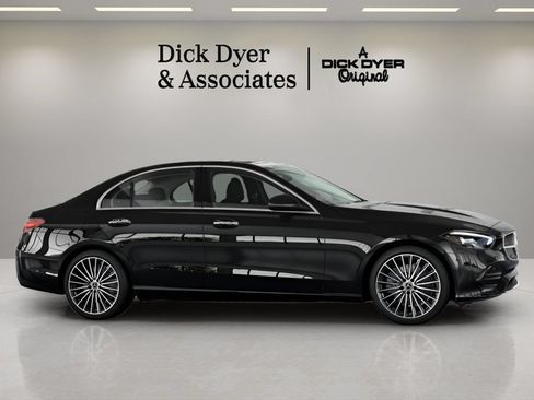 Used 2026 Mercedes-Benz C 300 Sedan image 10