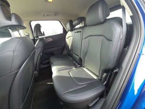 Used 2025 Kia Sportage EX image 17