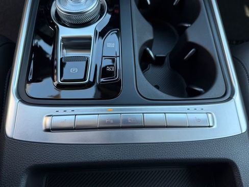 New 2026 Kia Carnival EX FWD image 20