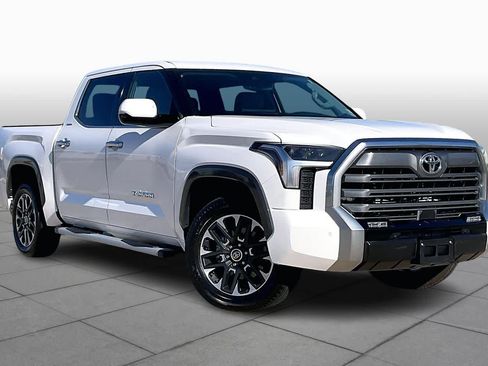 Used 2023 Toyota Tundra Limited w/ Power Package image 3