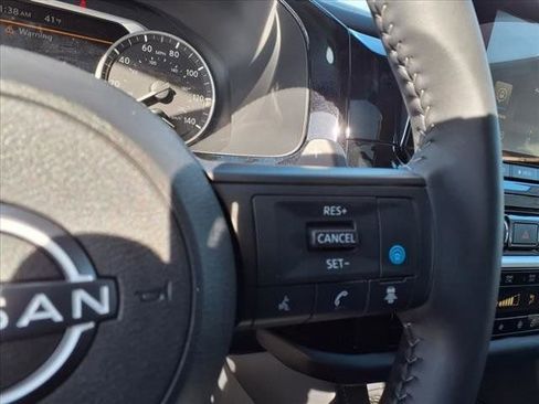 New 2025 Nissan Pathfinder SV image 24