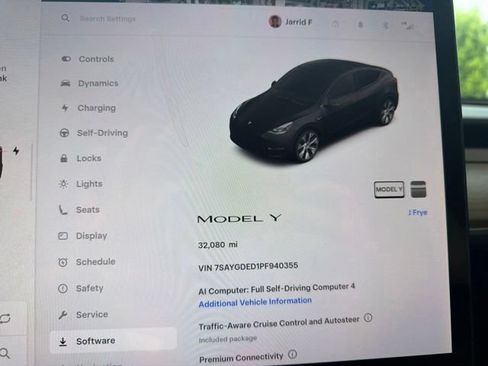 Used 2023 Tesla Model Y 2WD image 6