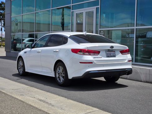 Used 2019 Kia Optima LX FWD image 6