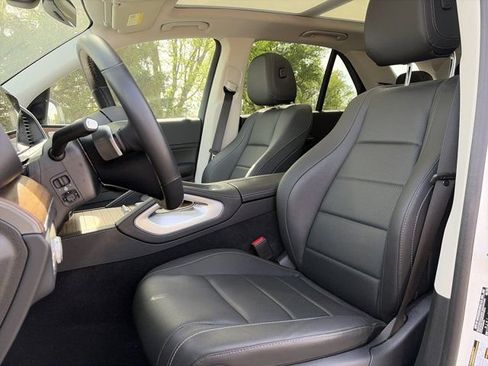 Used 2025 Mercedes-Benz GLE 350 4MATIC image 17