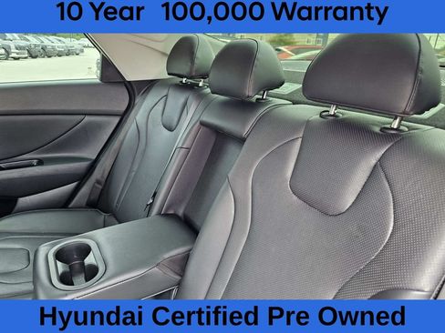 Certified 2023 Hyundai Elantra Limited FWD image 35