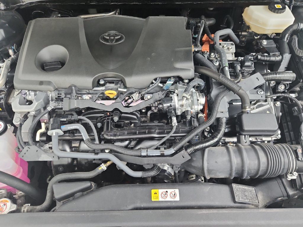 Used 2026 Toyota Camry SE FWD image 37